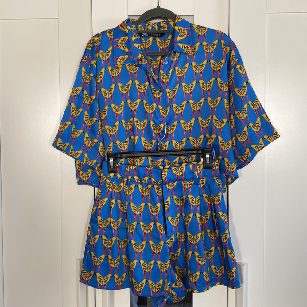 Crop blouse set with shorts